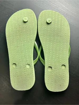 Havaianas Women’s Lime Green Flip Flop Sandals thumbnail 3