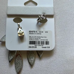 NWT Icing Silver Sparkling Chandelier Clip On Earrings thumbnail 2