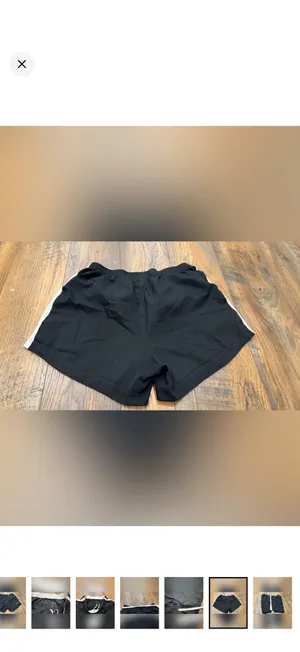 Nike Shorts Women’s Size Small Black White Workout Running Athletic Active thumbnail 7
