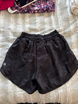 Lululemon Shorts thumbnail 2