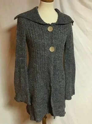 Vtg Gray Y2K hippie boho bell sleeve sweater thumbnail 9