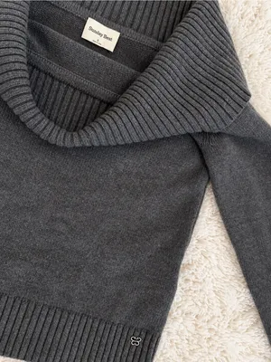 NWOT Aritzia Sunday Best Topaz Off Shoulder Sweater – Heather Chrome – S thumbnail 12