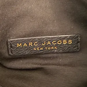 Marc Jacobs Empire City Crossbody Saddle Bag Black Pebbled Leather thumbnail 13