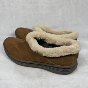Bzees Snicker Womens 8.5M‎ Brown Faux Suede Fur Lined Slip On Comfort Shoes thumbnail 8