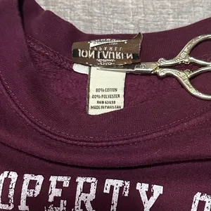 Las Vegas Nevada Crew Sweatshirt Adult M Pullover Distressed Graphic Maroon thumbnail 8
