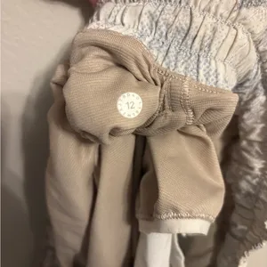 lululemon white jasmine multi hotty hot shorts thumbnail 2