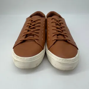 Universal Threads Sneakers Women 9.5 Brown Faux Leather Lace Up Stitched Detail thumbnail 2