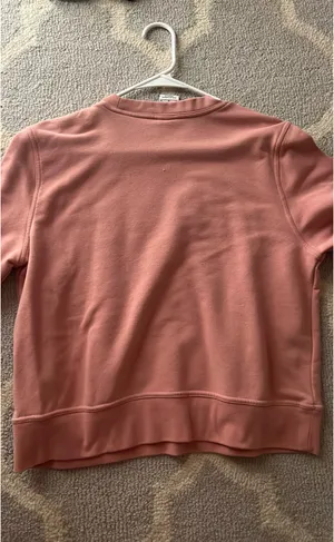 Medium pink nike sweatshirt  thumbnail 2