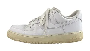Nike Air Force 1 Men's White Low Top Lace Up Sneakers Athletic Running Shoes 9.5 thumbnail 1