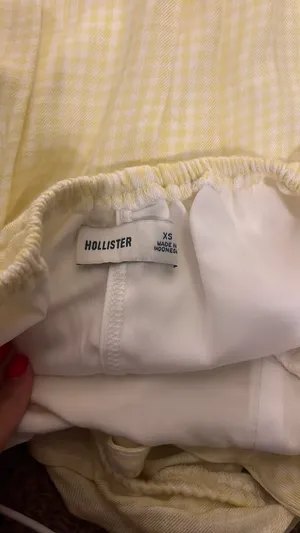 Hollister dress thumbnail 3