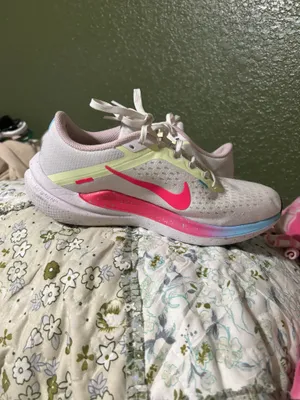 Nike Shoes Women’s thumbnail 4
