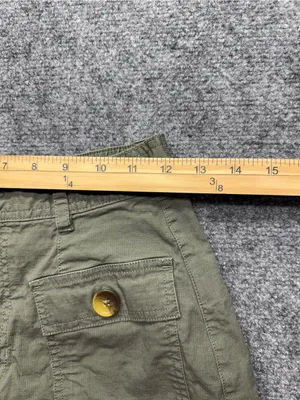 Vuori Womans XS Olive Green High waisted Utility Pocket Shorts thumbnail 2