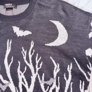 Thorn and fable hot topic sm haunted graveyard bat long sleeve sweater shirt thumbnail 4