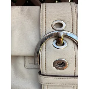Coach Soho Buckle Flap Bag Cream Leather Shoulder Bag 8A05 Cherry Charm thumbnail 2