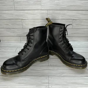 Dr. Martens Women's 1460 Smooth Leather Lace Up‎ Combat Boots in Black Size 8 thumbnail 3
