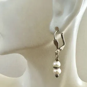 Silver tone pearl vintage drop earrings thumbnail 1