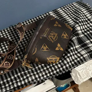 Brown and Tan Patterned Bag with 3 ways to wear and removable straps lie new thumbnail 2