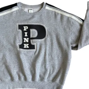 Victoria's Secret PINK Gray Varsity Patch Crewneck Sweatshirt Striped Sleeve L‎ thumbnail 1