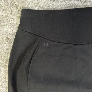 NWT Lululemon Scuba High-Rise Mini Skirt Sz Small In Black thumbnail 8