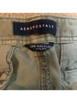 AEROPOSTALE Green Cargo Pants Low Rise Flare leg size 8 thumbnail 4