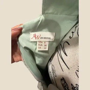 AW Bridal Penoy Pistachio Green Floral Maxi Dress US 8 V-Neck Chiffon Tie-Back thumbnail 10
