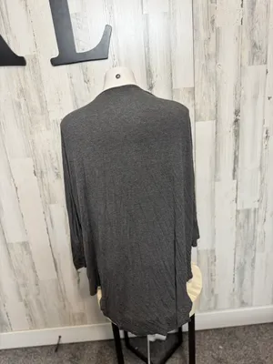 Gray Cardigan Size XL thumbnail 3