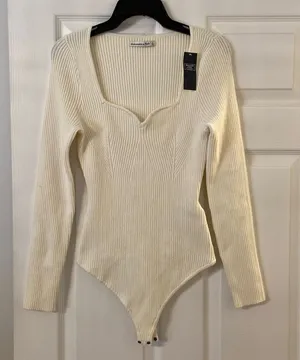 Abercrombie & Fitch Body Suit size L brand new with tag long sleeve & beautiful thumbnail 1