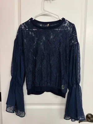 Free People Navy Lace Bell Sleeve Top Women’s XS thumbnail 3