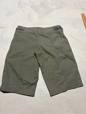 Nike Olive Green NWT Shorts MSRP$40 XS NOS 2007 Y2K thumbnail 4