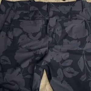 Spanx sunshine kick flare pant small floral print thumbnail 4