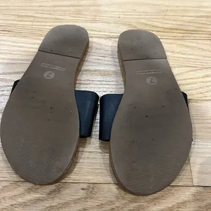 Shade & Shore Black Slide On Sandals Women's Size 7 thumbnail 3