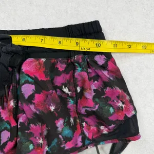 Lululemon Hotty Hot Shorts 2.5” Size 2 Mini Midnight Bloom Floral thumbnail 7