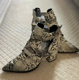 Qupid Snakeskin Western Booties thumbnail 2