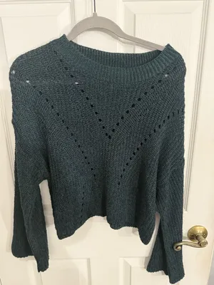 Francesca's Sweater thumbnail 1