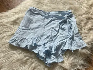 PRINCESS POLLY Herring Shorts In Powder Blue thumbnail 3