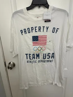 American Eagle OVERSIZED OLYMPICS GRAPHIC T-SHIRT size: Medium thumbnail 1
