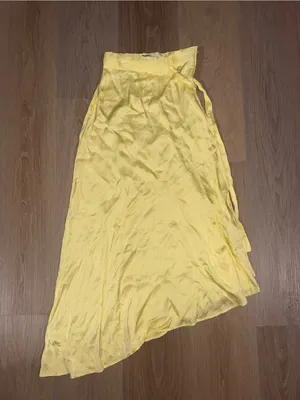 & Other Stories Asymmetric Satin Midi Skirt - Butter Yellow - Size 0 thumbnail 3