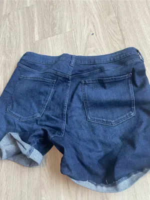 Old Navy Navy Blue Denim Cuffed Women’s Shorts thumbnail 3