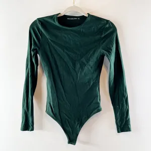 Abercrombie & Fitch Long Sleeve Bodysuit Dark Green XS thumbnail 2