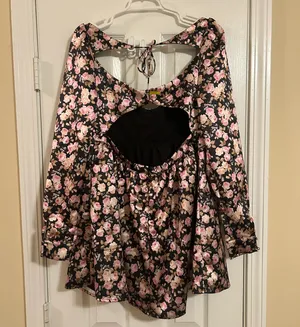 Dress thumbnail 2