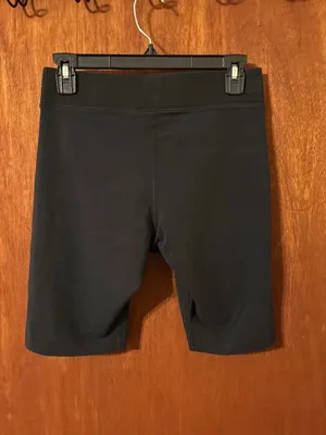 Nike Shorts Size Medium thumbnail 2