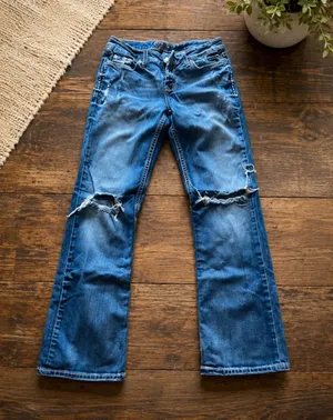 BKE Kate Bootcut / Slight Flare Jeans — Size 27 x 31 1/2 BB9 thumbnail 1