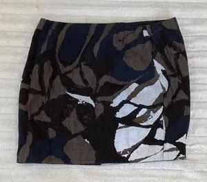 Vince Abstract Mini Skirt Size 10 or‎ Large thumbnail 1