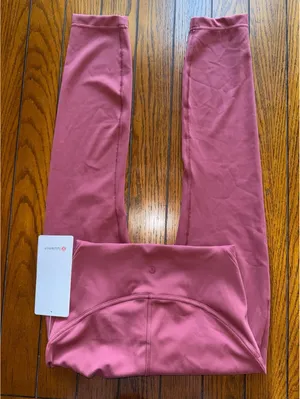 Lululemon Instill High Rise 25” Mulled Wine Size 4 NWT thumbnail 1