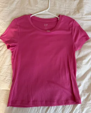 Gap T-shirt thumbnail 1