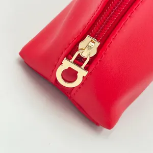 Ferragamo Parfums Red Cosmetic Bag Toiletry Pouch Travel Zip‎ Makeup Case 9x6” thumbnail 4