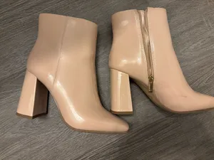 J Lo patent leather Nude boots casual or dressy sz7 Tan Size 7 thumbnail 3