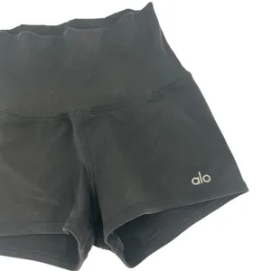 Alo Yoga Goddess Ribbed High-Waist Hot Shorts Black XS 2" Inseam thumbnail 5
