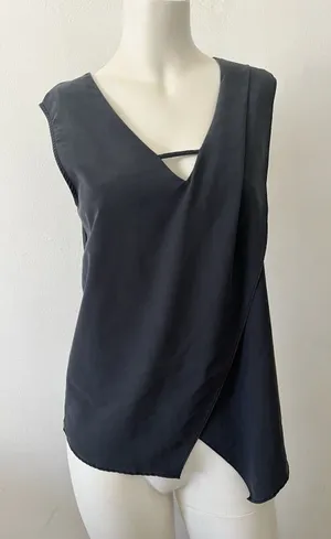 intimissimi Navy Blue top S Silk Blend Sleeveless Vneck Minimalist Classic Work thumbnail 1