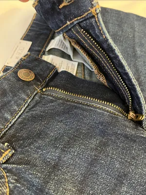 High-Rise Wide-Leg Jeans in Dark Blue thumbnail 7